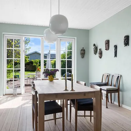 בית נופש Rosamunde - 350m From The Sea By Interhome *